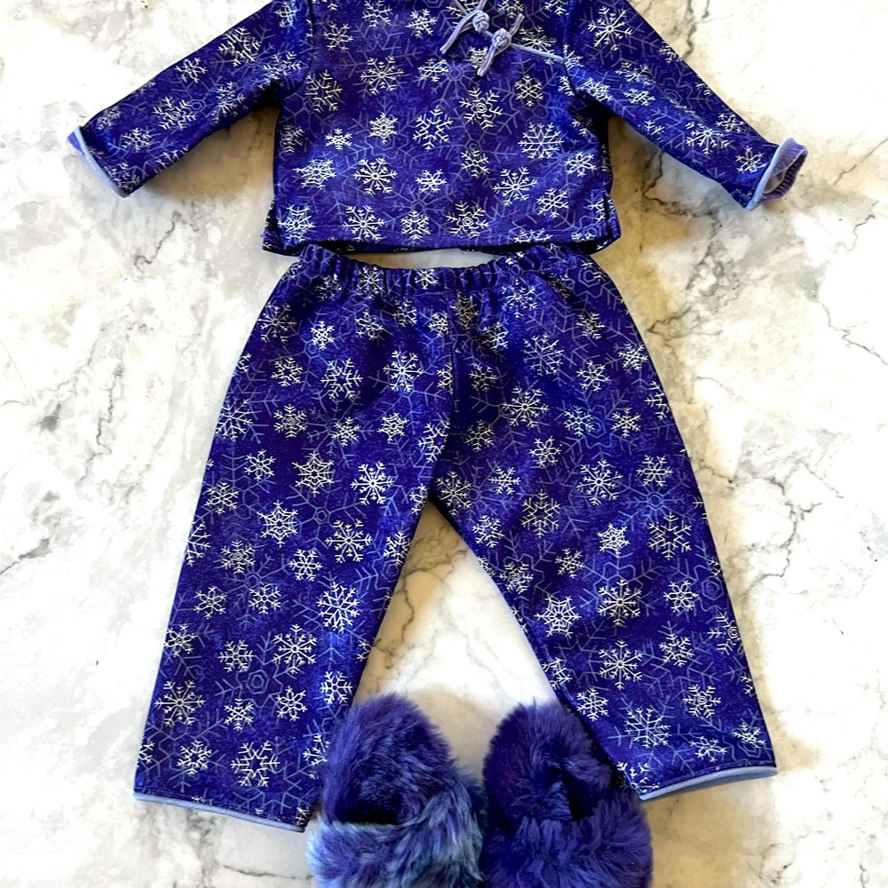 Vintage American Girl Snowflake Pajamas